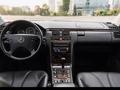 Mercedes-Benz E 55 AMG 2001 года за 13 500 000 тг. в Алматы – фото 17