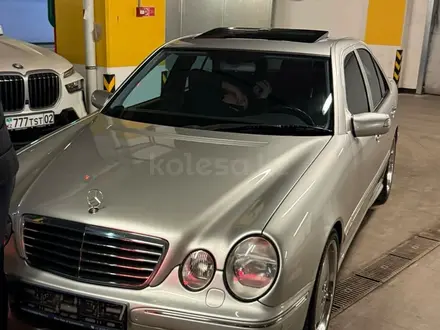 Mercedes-Benz E 55 AMG 2001 года за 13 500 000 тг. в Алматы – фото 2