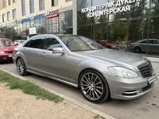 Mercedes-Benz S-Class, 2010