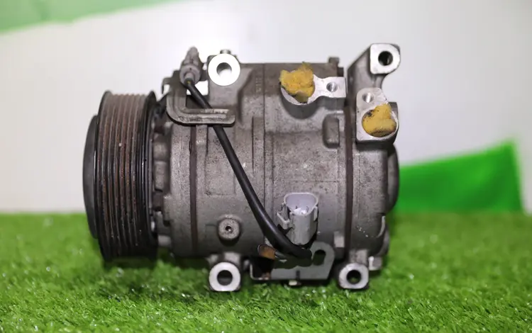 Компрессор кондиционера (кондер) на 2TR 2.7L за 80 000 тг. в Алматы