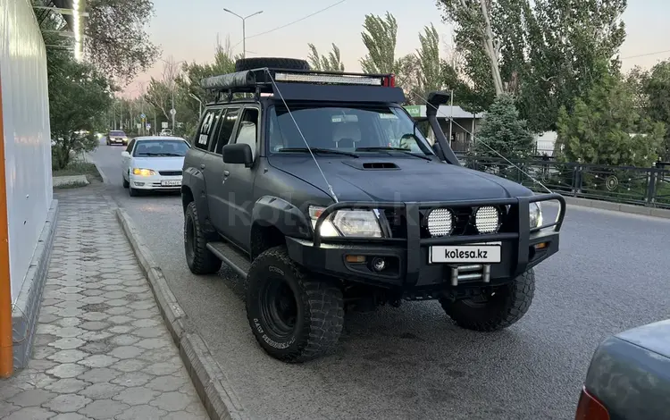 Nissan Patrol 2000 года за 7 000 000 тг. в Алматы