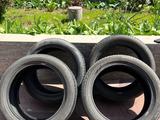 Комплект шин Pirelli Scorpion.255/45/19 за 60 000 тг. в Алматы