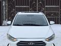 Hyundai Elantra 2017 года за 5 599 000 тг. в Уральск – фото 2