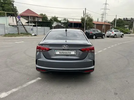Hyundai Accent 2021 года за 8 100 000 тг. в Алматы – фото 3