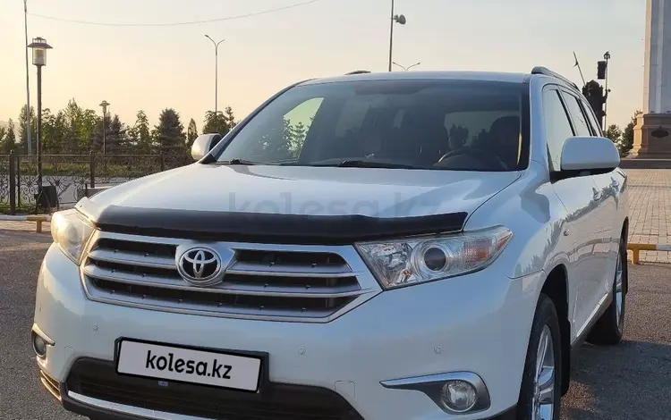 Toyota Highlander 2012 годаүшін15 000 000 тг. в Тараз