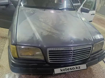 Mercedes-Benz C 180 1994 года за 670 000 тг. в Алматы – фото 4