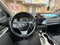 Toyota Camry 2013 годаfor5 900 000 тг. в Актобе – фото 15