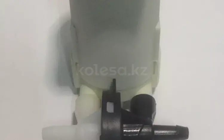 Мотор насос омывателя лобового стекла за 7 100 тг. в Алматы