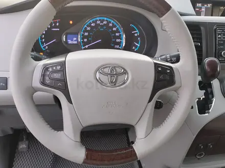 Toyota Sienna 2014 года за 12 900 000 тг. в Алматы – фото 10