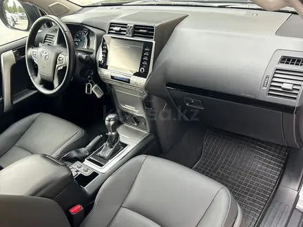 Toyota Land Cruiser Prado Comfort+ 2023 года за 25 590 000 тг. в Алматы – фото 15