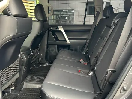 Toyota Land Cruiser Prado Comfort+ 2023 года за 25 590 000 тг. в Алматы – фото 17