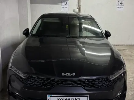 Kia K5 2022 года за 13 700 000 тг. в Астана