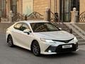 Toyota Camry 2021 года за 17 200 000 тг. в Шымкент