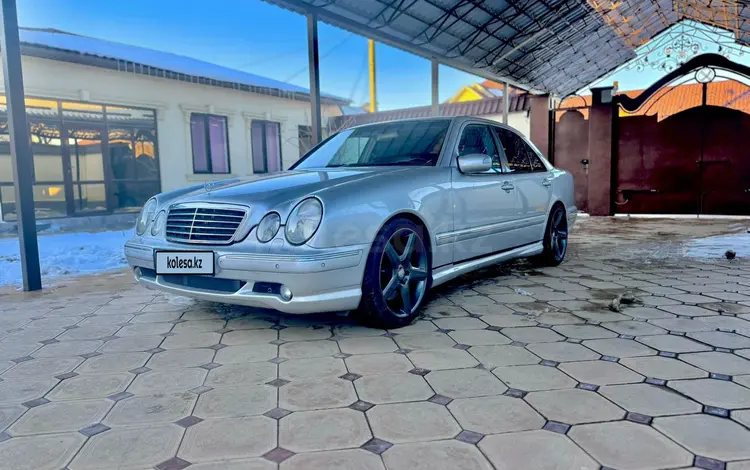 Mercedes-Benz E 55 AMG 1999 годаfor12 000 000 тг. в Шымкент