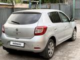 Renault Sandero 2014 годаүшін3 100 000 тг. в Караганда – фото 2