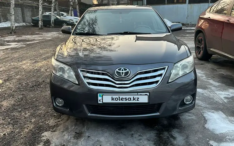 Toyota Camry 2010 года за 7 450 000 тг. в Алматы