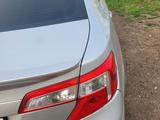 Toyota Camry 2013 года за 7 600 000 тг. в Щучинск – фото 4