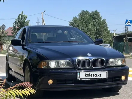 BMW 528 1999 года за 3 600 000 тг. в Алматы – фото 2