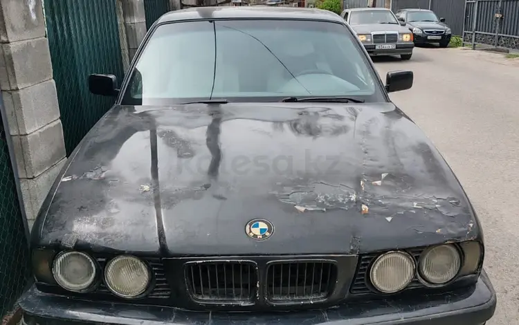 BMW 520 1990 года за 1 000 000 тг. в Алматы