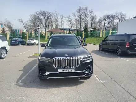 BMW X7 2019 года за 29 000 000 тг. в Алматы – фото 3