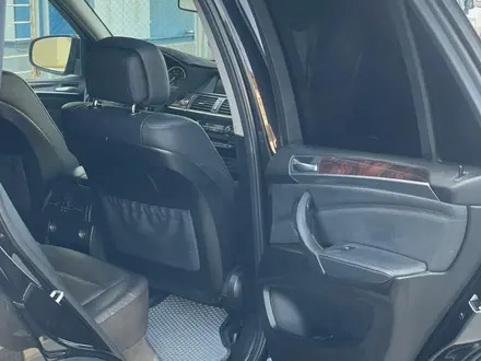 BMW X5 2013 года за 8 000 000 тг. в Актау – фото 11