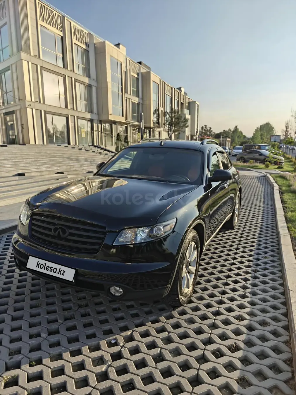 Infiniti FX35, 2006