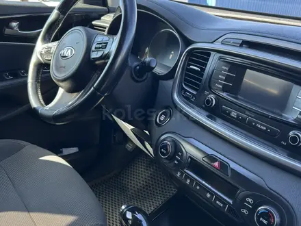 Kia Sorento 2015 года за 9 000 000 тг. в Уральск – фото 3