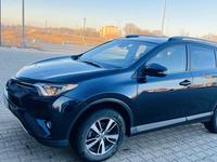 Toyota RAV4 2016 годаfor7 800 000 тг. в Актобе