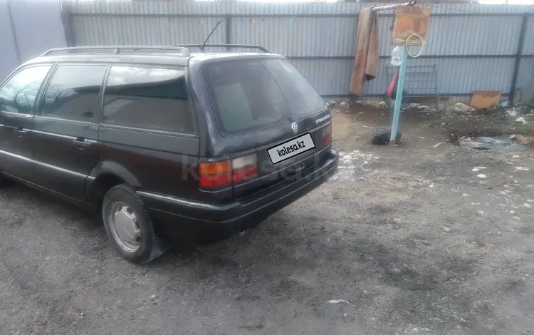 Volkswagen Passat 1992 года за 1 200 000 тг. в Талдыкорган