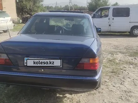 Mercedes-Benz E 230 1989 года за 2 100 000 тг. в Шымкент – фото 6