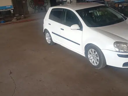 Volkswagen Golf 2004 года за 3 000 000 тг. в Алматы – фото 2