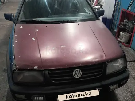 Volkswagen Vento 1992 года за 950 000 тг. в Астана – фото 4