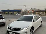 Toyota Camry 2017 года за 13 700 000 тг. в Жетысай