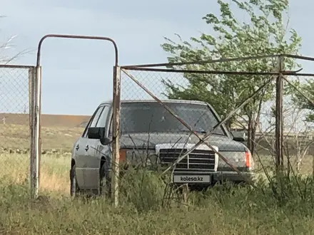 Mercedes-Benz E 230 1992 года за 1 650 000 тг. в Алматы – фото 8
