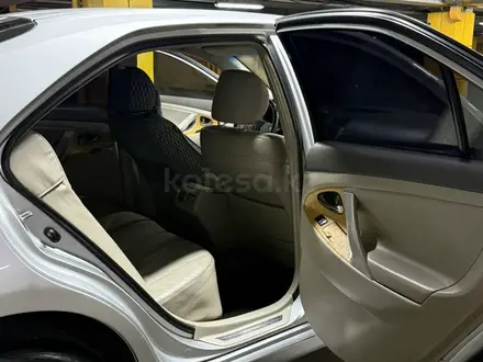 Toyota Camry 2006 года за 5 700 000 тг. в Костанай – фото 20