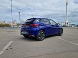 Hyundai i20 2023 года за 7 300 000 тг. в Астана – фото 3