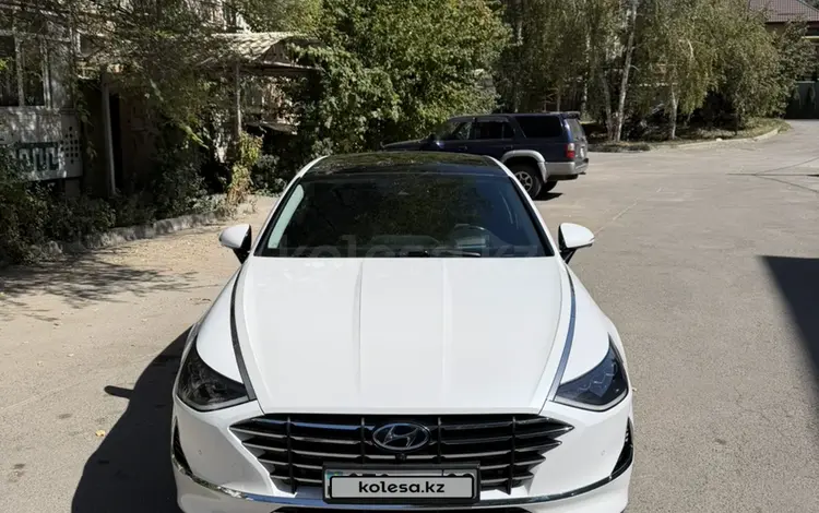 Hyundai Sonata 2021 года за 11 000 000 тг. в Алматы