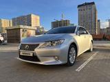 Lexus ES 300h 2012 года за 11 400 000 тг. в Бейнеу