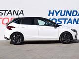 Hyundai i20 2023 года за 9 590 000 тг. в Костанай – фото 4