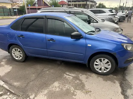 ВАЗ (Lada) Granta 2190 2021 года за 3 900 000 тг. в Алматы – фото 2
