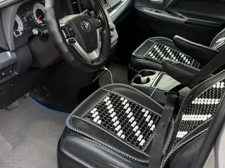 Toyota Sienna 2015 года за 12 550 000 тг. в Алматы – фото 4
