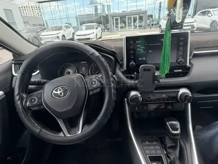 Toyota RAV4 2021 года за 13 600 000 тг. в Астана – фото 9