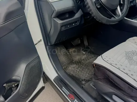 Toyota RAV4 2021 года за 13 600 000 тг. в Астана – фото 10