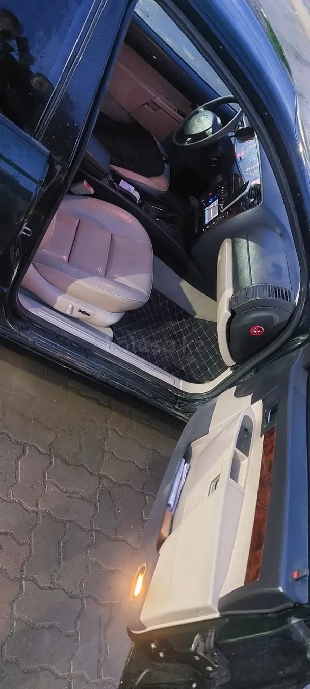 Opel Omega, 2001