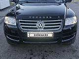 Volkswagen Touareg 2005 годаfor6 500 000 тг. в Караганда – фото 4