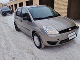 Ford Fiesta 2004 года за 1 100 000 тг. в Кокшетау – фото 2