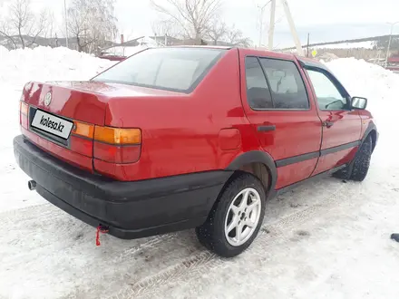 Volkswagen Vento 1993 года за 1 500 000 тг. в Щучинск – фото 4