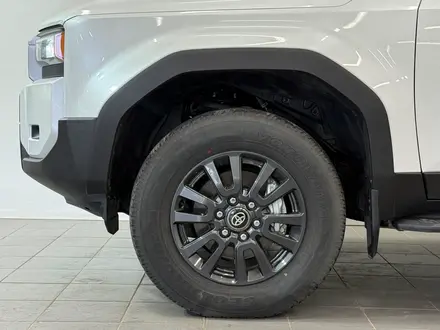 Toyota Land Cruiser Prado Comfort+ 2024 года за 28 490 000 тг. в Астана – фото 18