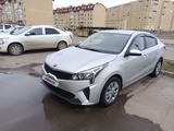 Kia Rio 2021 года за 7 770 000 тг. в Астана – фото 2