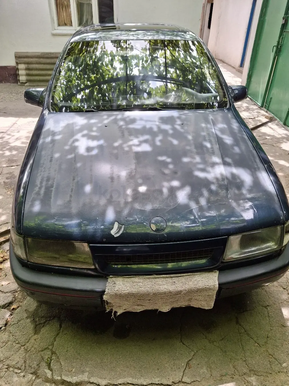 Opel Vectra, 1990
